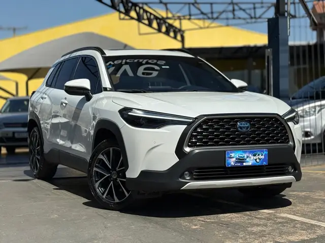 Carro Toyota Corolla Cross 2024 XRX Hybrid 1.8