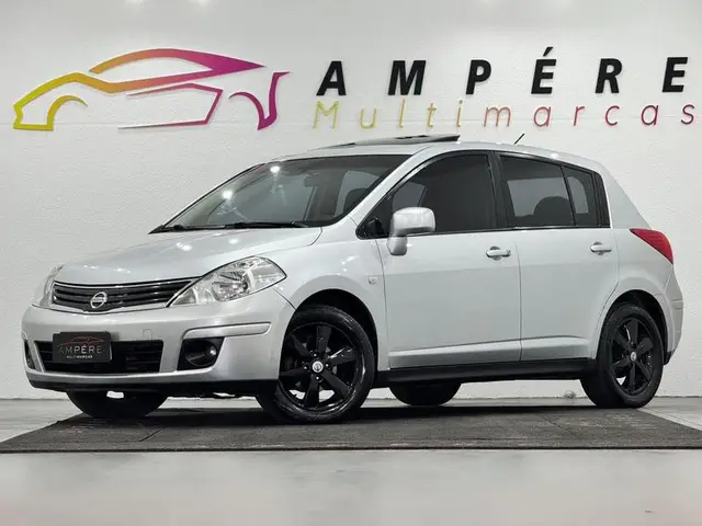 Carro Nissan Tiida 2011 SL 1.8 (flex)
