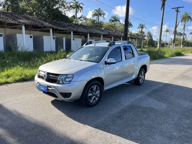 Carro Renault Duster Oroch 2017 2.0 16V Dynamique (Aut) (Flex)