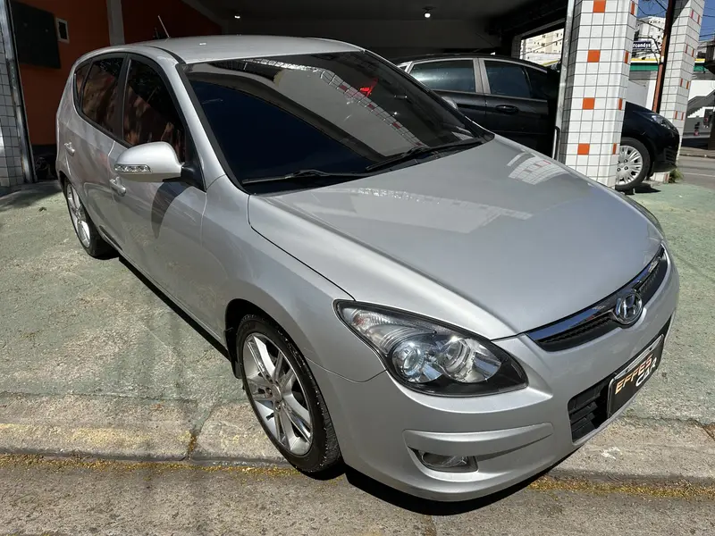 Hyundai i30 GLS 2.0 16V