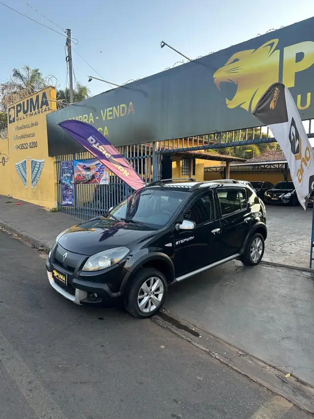 Carro Renault Sandero Stepway 2013 1.6 16V Hi-Flex (aut)