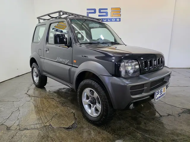 Carro Suzuki Jimny 2012 4x4 1.3 16V