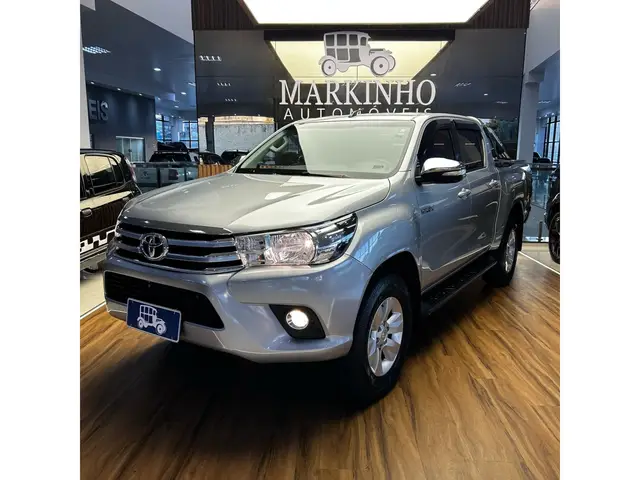 Carro Toyota Hilux Cabine Dupla 2016 Hilux 2.8 TDI SRX CD 4x4 (Aut)