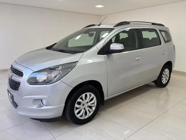 Carro Chevrolet Spin 2018 LTZ 7S 1.8 (Flex)