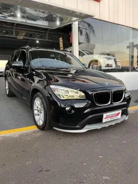 Carro BMW X1 2015 2.0 sDrive20i Activeflex