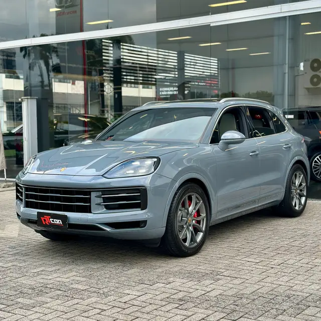 Carro Porsche Cayenne 2024 S 4.0