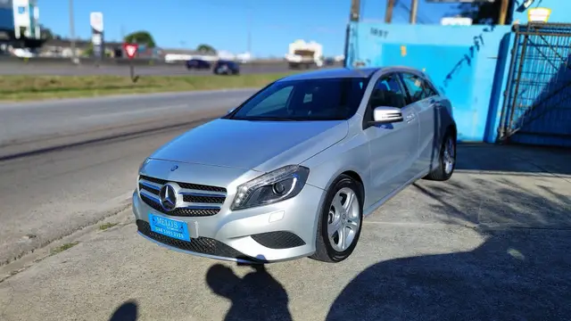 Carro Mercedes-Benz Classe A  2014 200 Urban 1.6 DCT Turbo