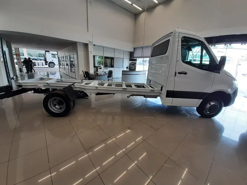 Mercedes-Benz Sprinter CHASSI 516 CDI C53B UP5