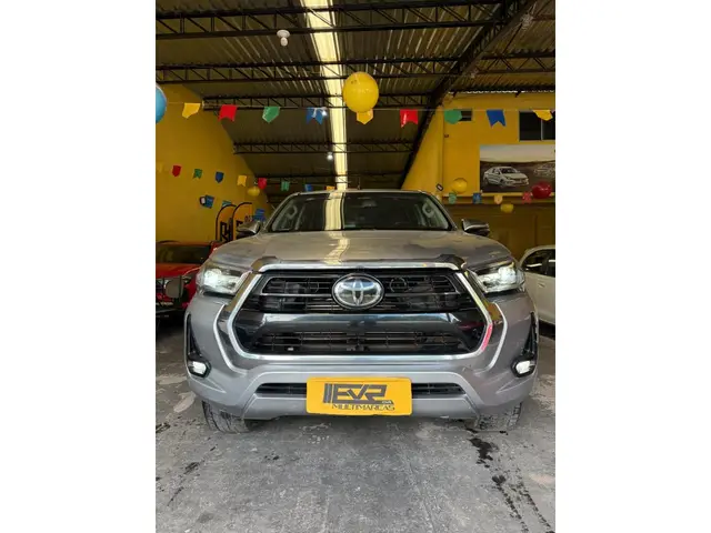 Carro Toyota Hilux Cabine Dupla 2021 SRX 2.8 TDI CD 4x4 (Aut)