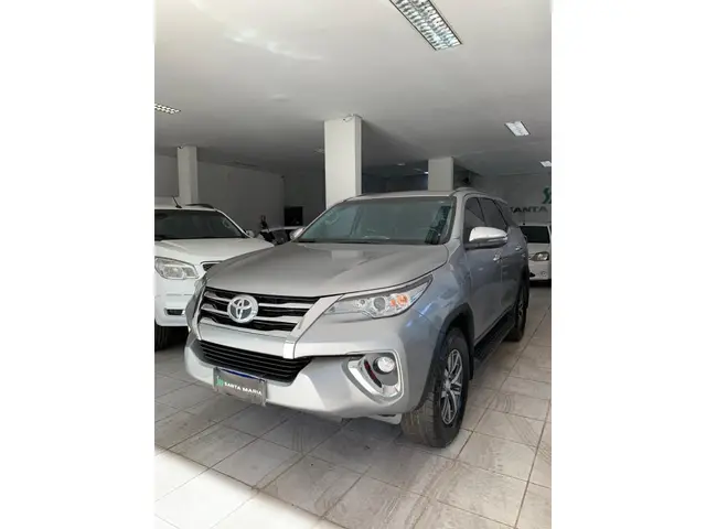 Carro Toyota SW4 2019 2.7 SRV 7L 4x2 (Aut) (Flex)