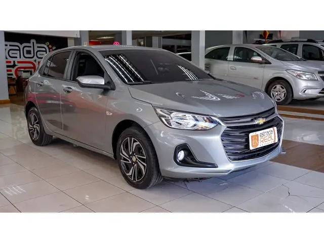 Carro Chevrolet Onix Plus 2024 LT 1.0