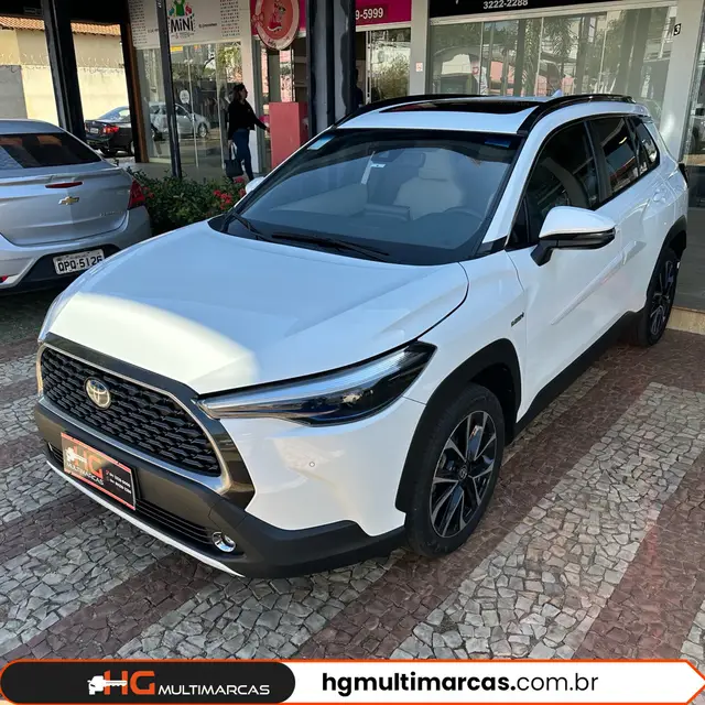 Carro Toyota Corolla 2023 Altis Hybrid Premium 1.8 Flex