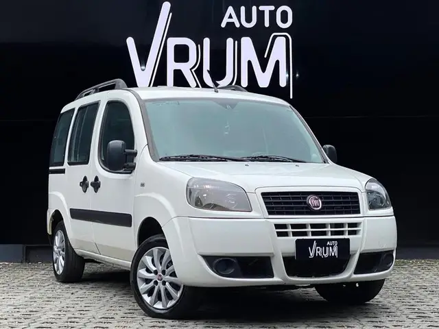 Carro Fiat Doblò 2021 Essence 1.8 16V (Flex)
