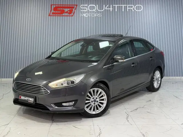 Carro Ford Focus Sedan 2016 Titanium 2.0 PowerShift