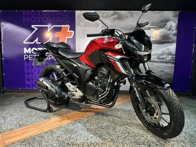 Moto Yamaha YS 250 Fazer 2024 ABS