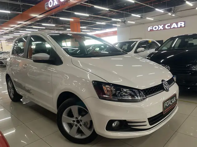 Carro Volkswagen Fox 2016 1.6 MSI Rock in Rio (Flex)