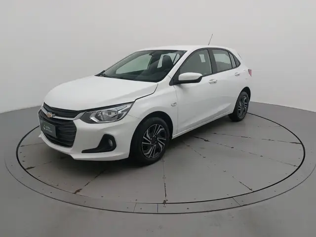 Carro Chevrolet Onix Plus 2024 LT 1.0