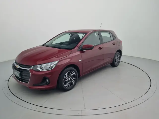 Carro Chevrolet Onix Plus 2024 LT 1.0