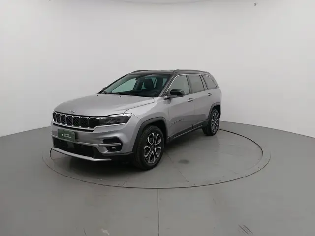 Carro Jeep Commander 2023 Limited 1.3 T270