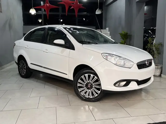 Carro Fiat Grand Siena 2015 Essence 1.6 16V (Flex)