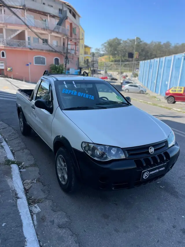 Carro Fiat Strada 2011 Fire 1.4 (Flex)