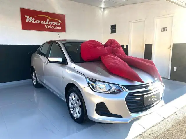 Carro Chevrolet Onix Plus 2023 LT 1.0