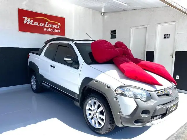 Carro Fiat Strada 2014 Adventure 1.8 16V (Flex) (Cabine Dupla)