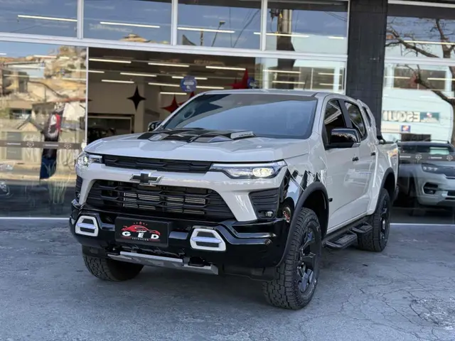 Carro Chevrolet S10 Cabine Dupla 2026 Edição 100 anos
