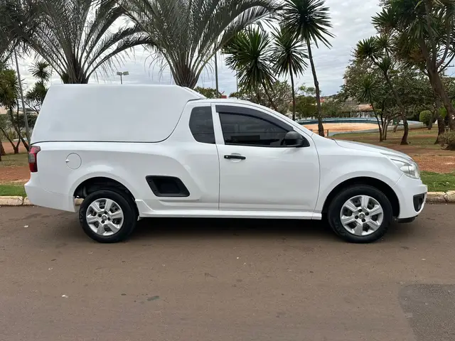 Carro Chevrolet Montana 2018 LS 1.4 (Flex)