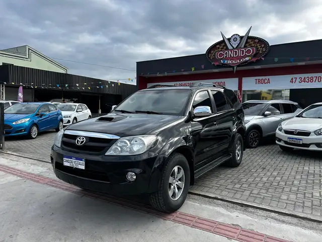 Carro Toyota Hilux SW4 2007 SRV 4x4 3.0 Turbo  (aut)