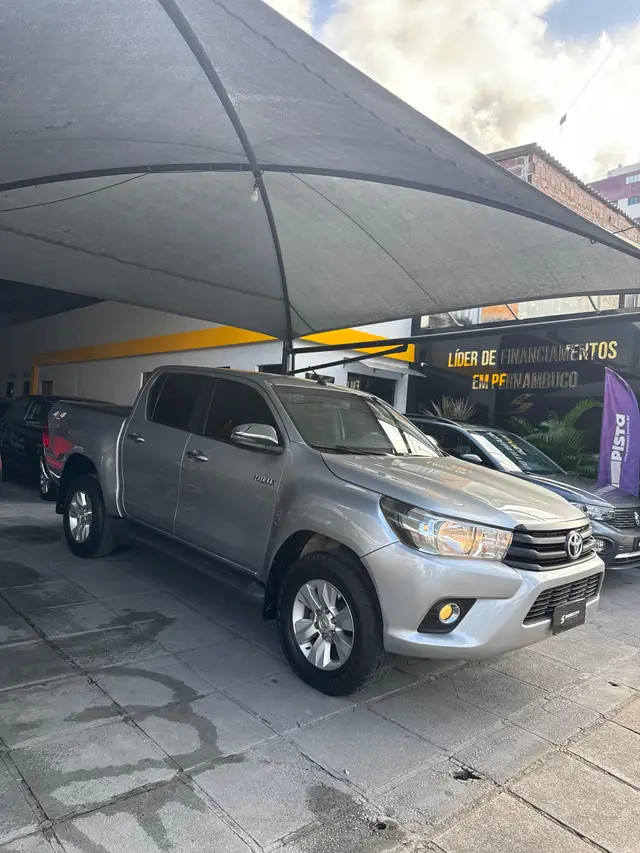 Carro Toyota Hilux Cabine Dupla 2020 Hilux 2.8 TDI CD STD Power Pack 4x4