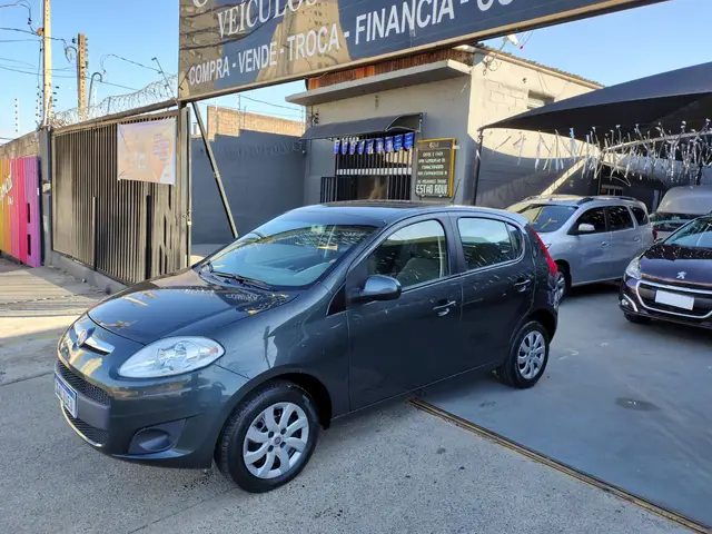 Carro Fiat Palio 2015 Attractive 1.0 Evo (Flex)