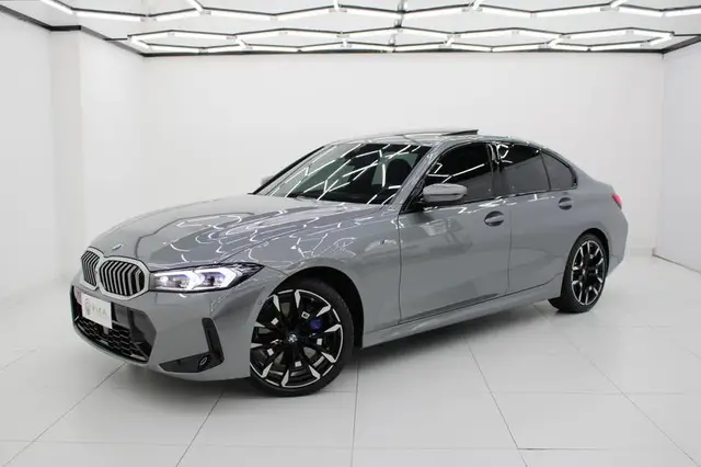 Carro BMW 320i 2025 M Sport 2.0 Turbo (Aut.)