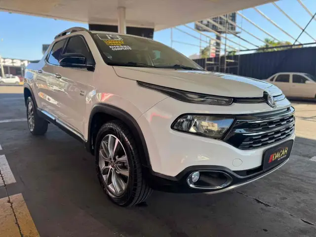 Carro Fiat Toro 2019 Volcano 2.0 diesel AT9 4x4