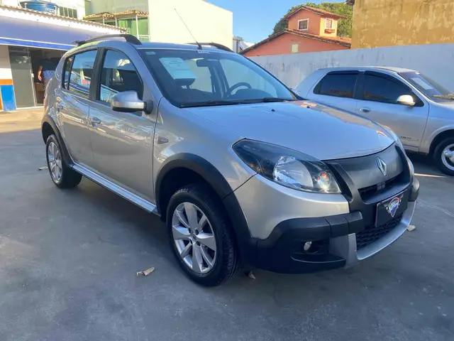 Carro Renault Sandero Stepway 2014 1.6 16V Hi-Flex (aut)