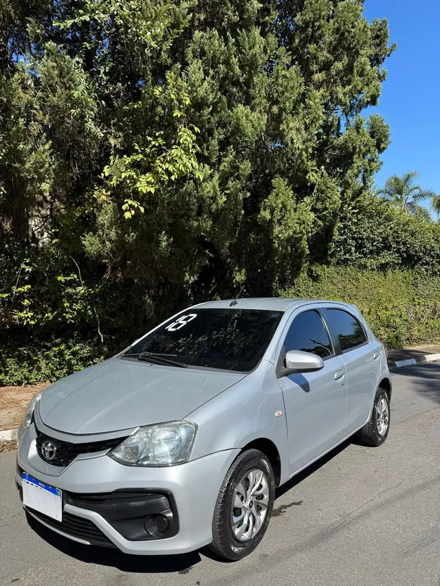 Carro Toyota Etios Sedan 2018 XS 1.5 (Aut) (Flex)