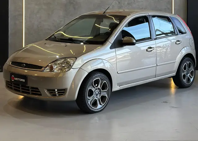 Carro Ford Fiesta Hatch 2007 1.6 (Flex)