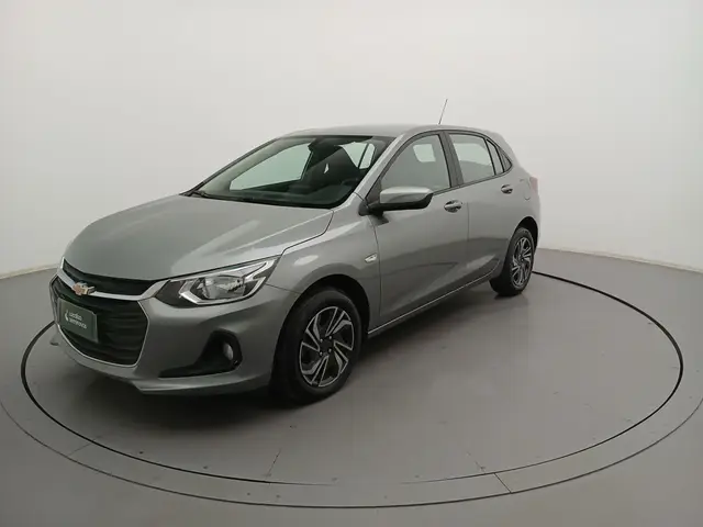 Carro Chevrolet Onix Plus 2024 LT 1.0