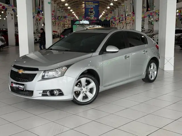 Carro Chevrolet Cruze 2014 HB Sport LTZ 1.8 16V FlexP. 5p Mec