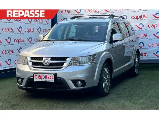 Carro Fiat Freemont 2014 2.4 16V Precision (Aut)