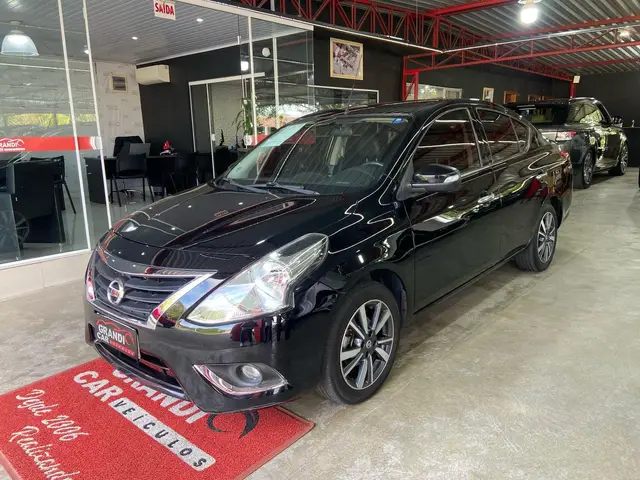 Carro Nissan Versa 2018 1.6 16V SL FlexStart CVT (Flex)