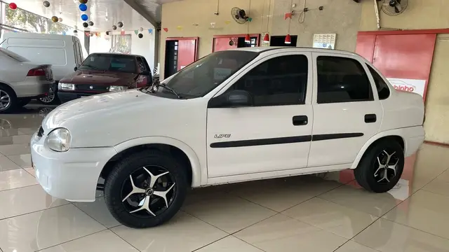 Carro Chevrolet Classic 2007 Corsa Sedan  Life 1.0 (Flex)
