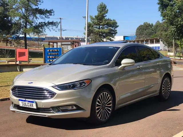Carro Ford Fusion 2017 2.0 EcoBoost Titanium AWD (Aut)