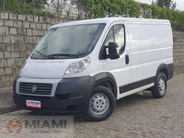 Carro Fiat Ducato 2019 2.3 TDI Cargo 8m³