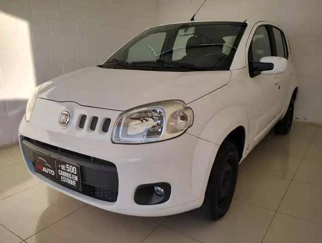 Carro Fiat Uno 2011 Vivace 1.0 8V (Flex) 4p