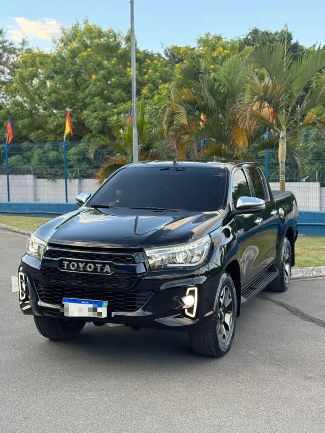 Carro Toyota Hilux Cabine Dupla 2018 Hilux 2.8 TDI SRX CD 4x4 (Aut)