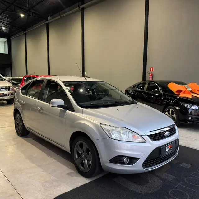 Carro Ford Focus Hatch 2012 GLX 1.6 16V (Flex)