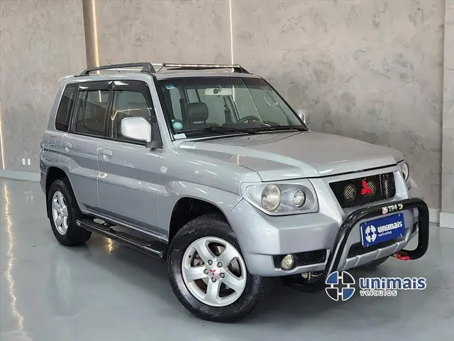 Carro Mitsubishi Pajero TR4 2007 2.0 16V