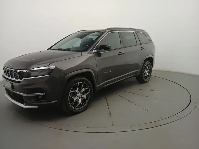 Carro Jeep Commander 2023 Overland 1.3 T270
