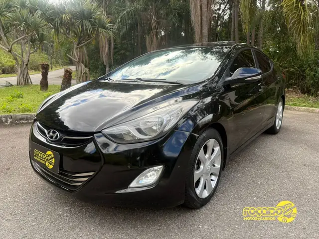 Carro Hyundai Elantra 2013 Sedan 1.8 GLS (aut)